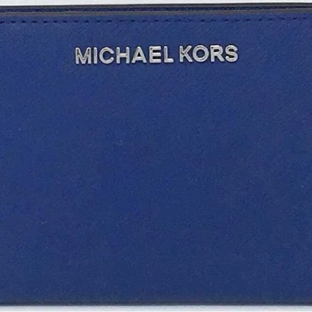 Michael Kors Womens Card Holder Id Small
Medium Leather Wallet - Picture 9 of 11